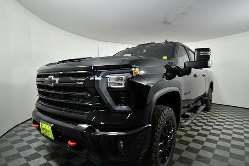 2025 Chevrolet Silverado 3500 LT