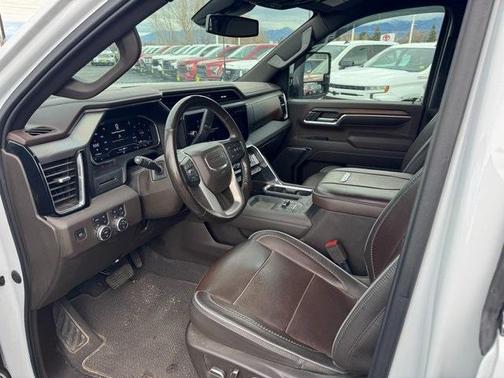 2024 GMC Sierra 2500 Denali