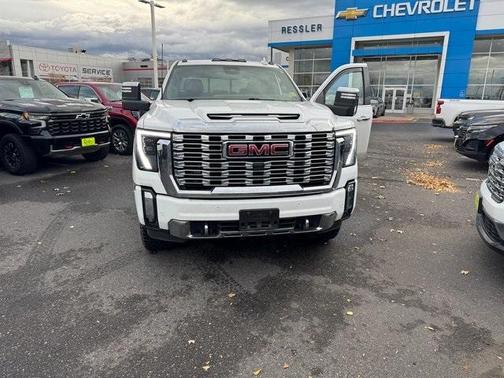 2024 GMC Sierra 2500 Denali