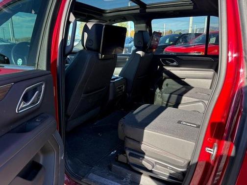 2021 Chevrolet Suburban High Country