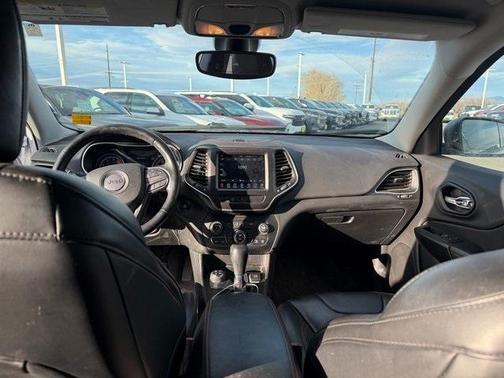 2020 Jeep Cherokee Trailhawk