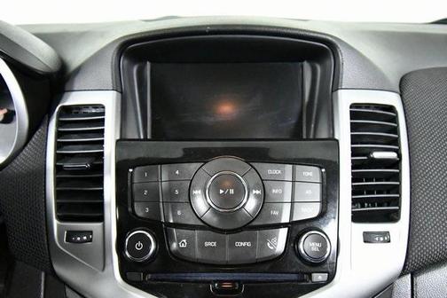 2015 Chevrolet Cruze 1LT