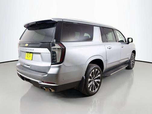 Sterling 2025 Chevrolet Suburban High Country
