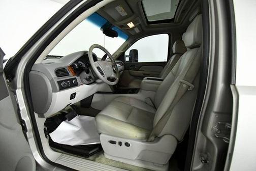 2009 Chevrolet Silverado 3500 LTZ Crew Cab