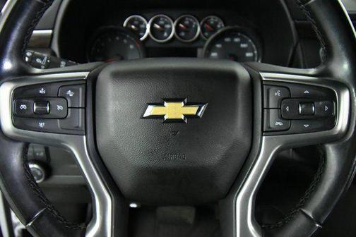 2023 Chevrolet Suburban LS