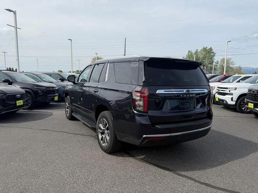 Dark Ash Metallic 2023 Chevrolet Tahoe LS
