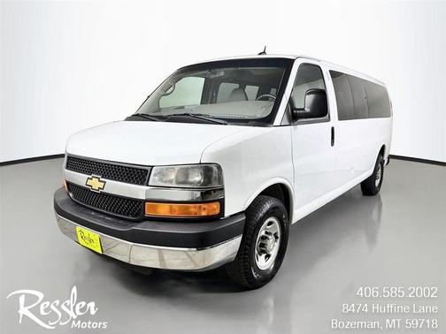 Summit White 2014 Chevrolet Express 3500 LT