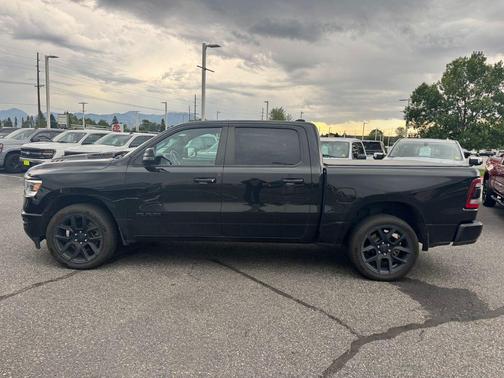 Diamond Black 2023 RAM 1500