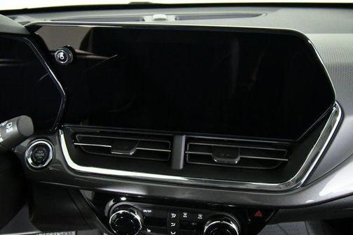 White Sand 2026 Chevrolet Trax ACTIV