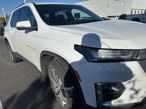 2022 Chevrolet Traverse LT Leather