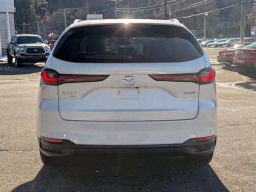 Rhodium White Premium 2026 Mazda CX-90 SE
