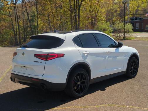 Alfa White 2020 Alfa Romeo Stelvio Base