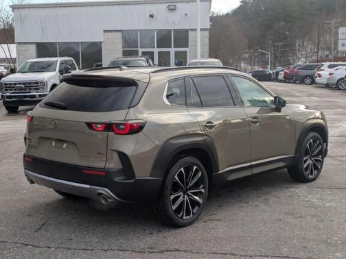 Zircon Sand Metallic 2026 Mazda CX-50 2.5 Turbo