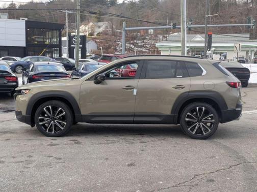 Zircon Sand Metallic 2026 Mazda CX-50 2.5 Turbo