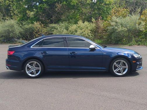 Navarra Blue Metallic 2018 Audi S4 3.0T Premium Plus