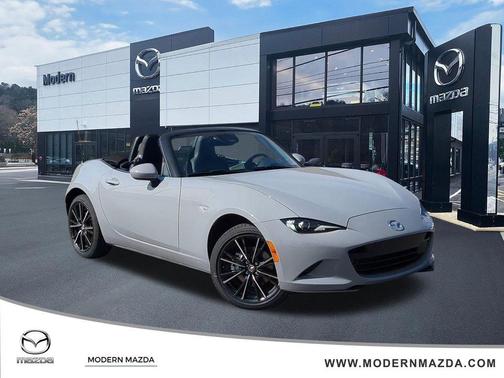 Aero Gray Metallic 2026 Mazda MX-5 Miata Grand Touring Convertible