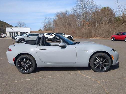 Aero Gray Metallic 2026 Mazda MX-5 Miata Grand Touring