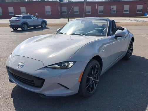 Aero Gray Metallic 2026 Mazda MX-5 Miata Grand Touring