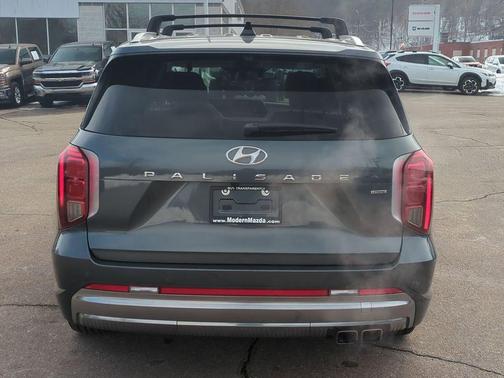Steel / Graphite 2023 Hyundai PALISADE Calligraphy