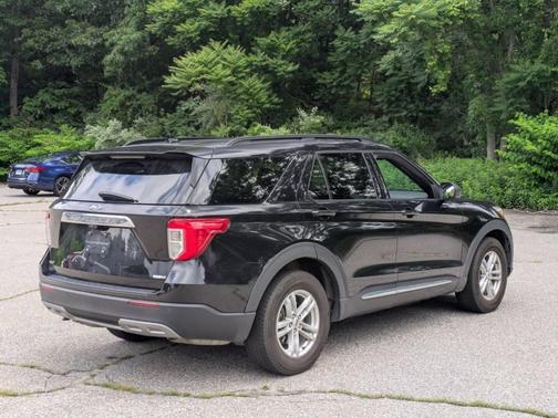 Black Metallic 2020 Ford Explorer XLT