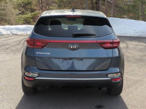 Pacific Blue 2021 Kia Sportage LX