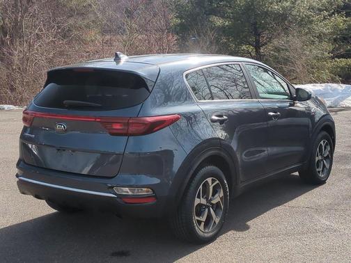 Pacific Blue 2021 Kia Sportage LX