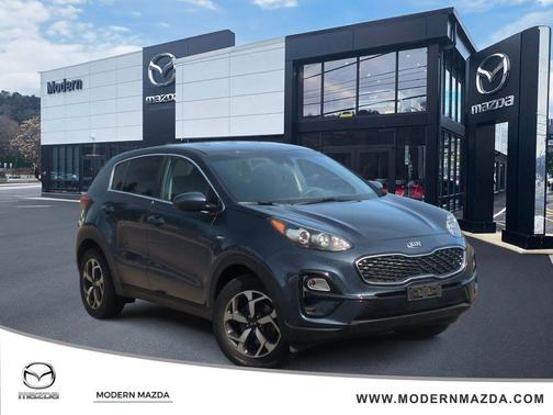 Pacific Blue 2021 Kia Sportage LX