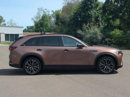 Melting Copper Metallic 2025 Mazda CX-70 PR