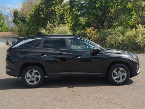 Phantom Black 2023 Hyundai TUCSON SEL