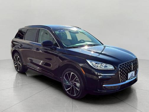 Infinite Black Metallic 2025 Lincoln Corsair Grand Touring