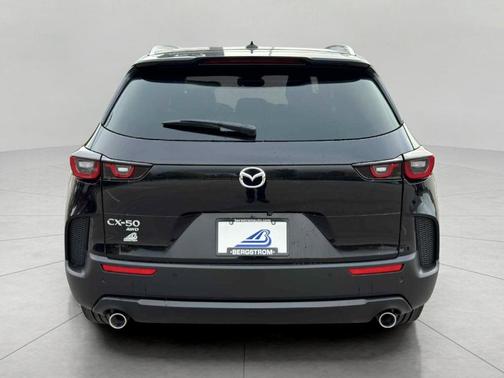 2026 Mazda CX-50 Premium