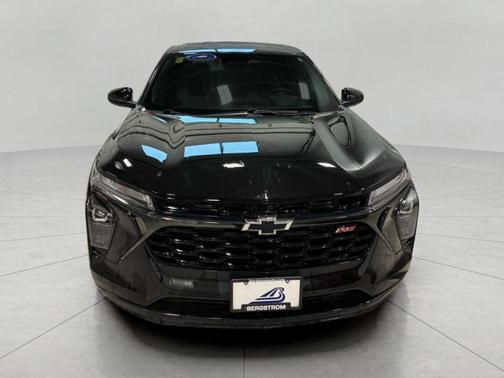 Mosaic Black Metallic 2024 Chevrolet Trax 1RS