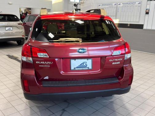2014 Subaru Outback 2.5i Premium