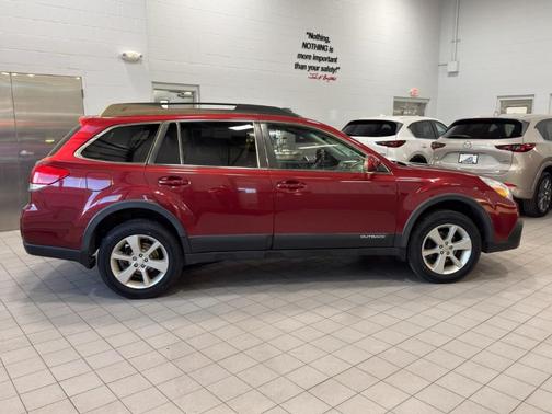 2014 Subaru Outback 2.5i Premium