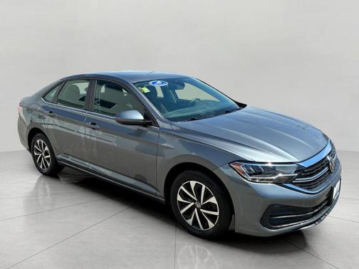 Platinum Gray Metallic 2024 Volkswagen Jetta 1.5T S