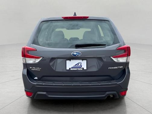 2022 Subaru Forester Base (CVT)