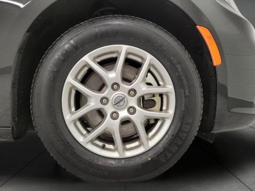 2024 Chrysler Pacifica Touring-L