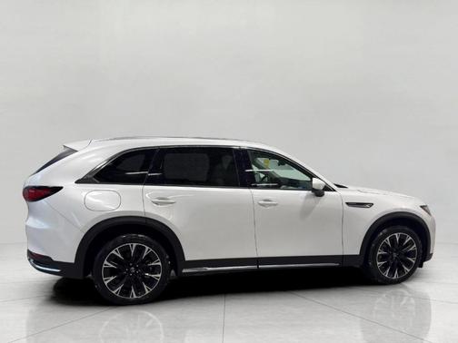 2026 Mazda CX-90 Premium Plus