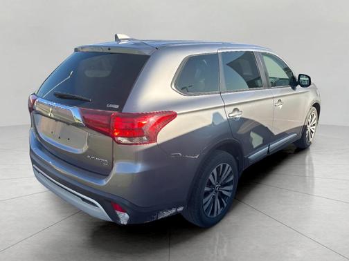 2019 Mitsubishi Outlander SE