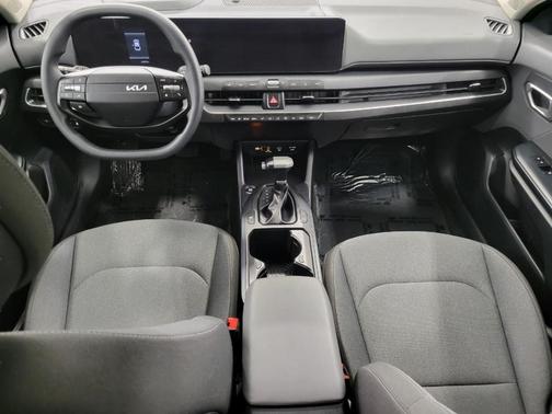 Aurora Black Pearl 2025 Kia K4