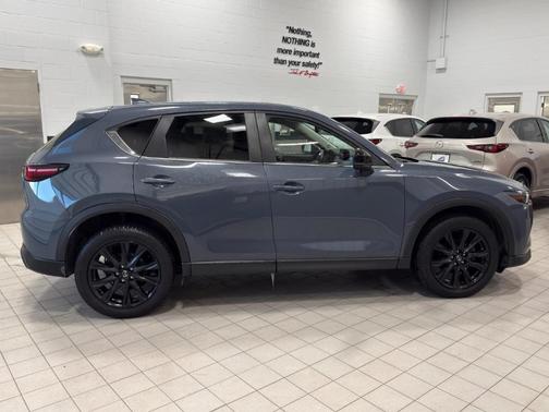 2022 Mazda CX-5 Carbon Edition