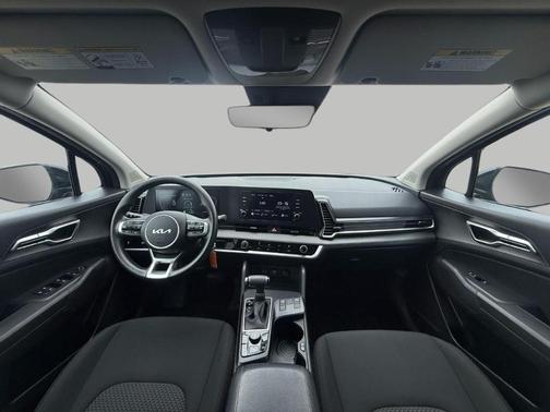 Ebony Black 2025 Kia Sportage LX