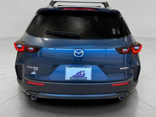 2025 Mazda CX-50 2.5 S Preferred Package