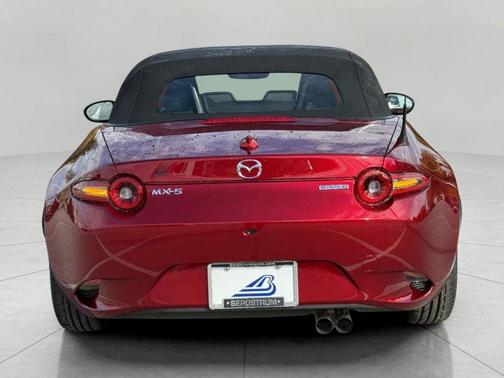 2025 Mazda MX-5 Miata Grand Touring