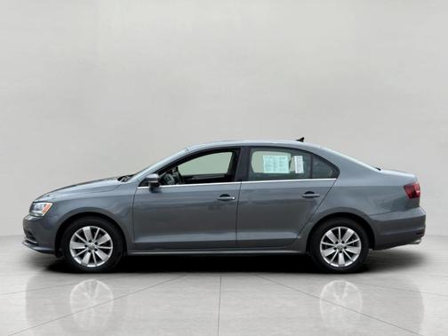 Platinum Gray Metallic 2016 Volkswagen Jetta 1.4T SE w/ Connectivity