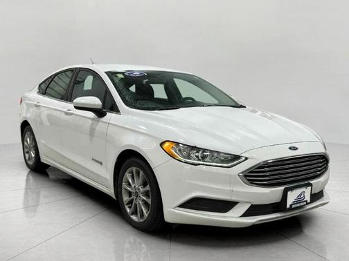 2017 Ford Fusion Hybrid SE