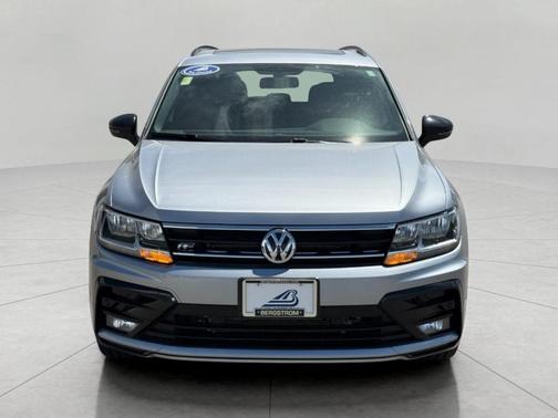 Pyrite Silver Metallic 2020 Volkswagen Tiguan 2.0T SE R-Line Black