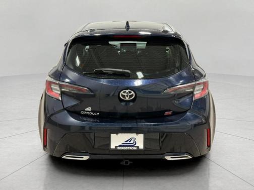 2022 Toyota Corolla Hatchback SE