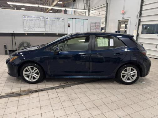 2022 Toyota Corolla Hatchback SE