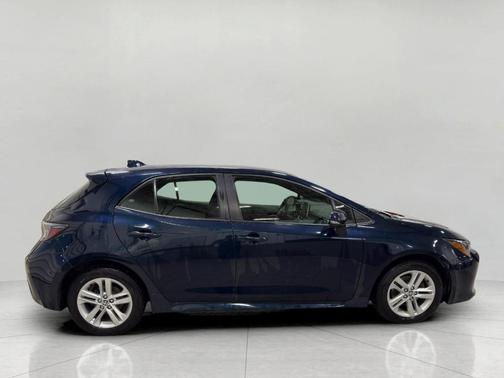 2022 Toyota Corolla Hatchback SE